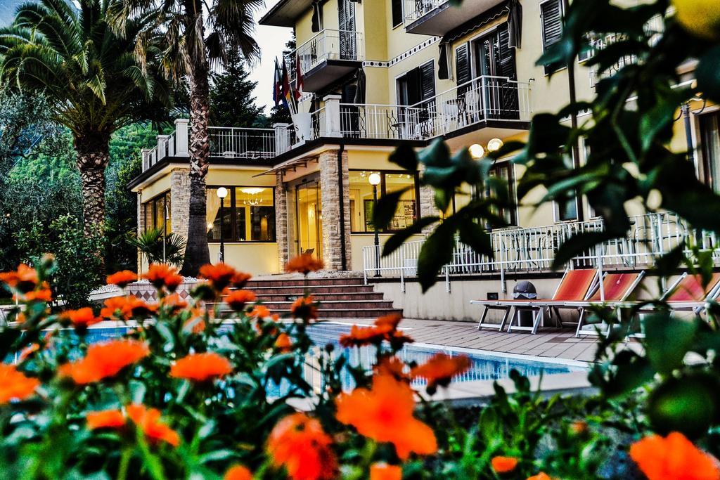 Hotel Sorriso Toscolano Maderno Εξωτερικό φωτογραφία
