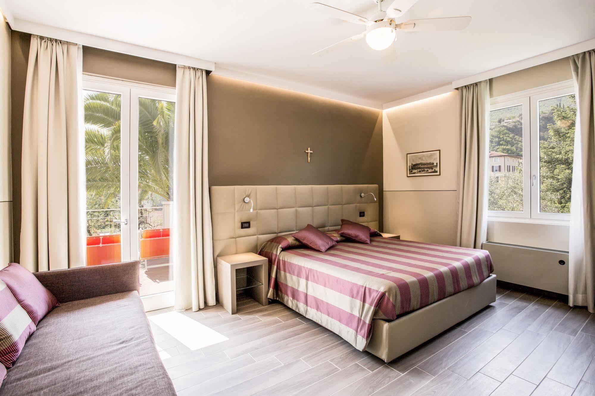 Hotel Sorriso Toscolano Maderno Εξωτερικό φωτογραφία