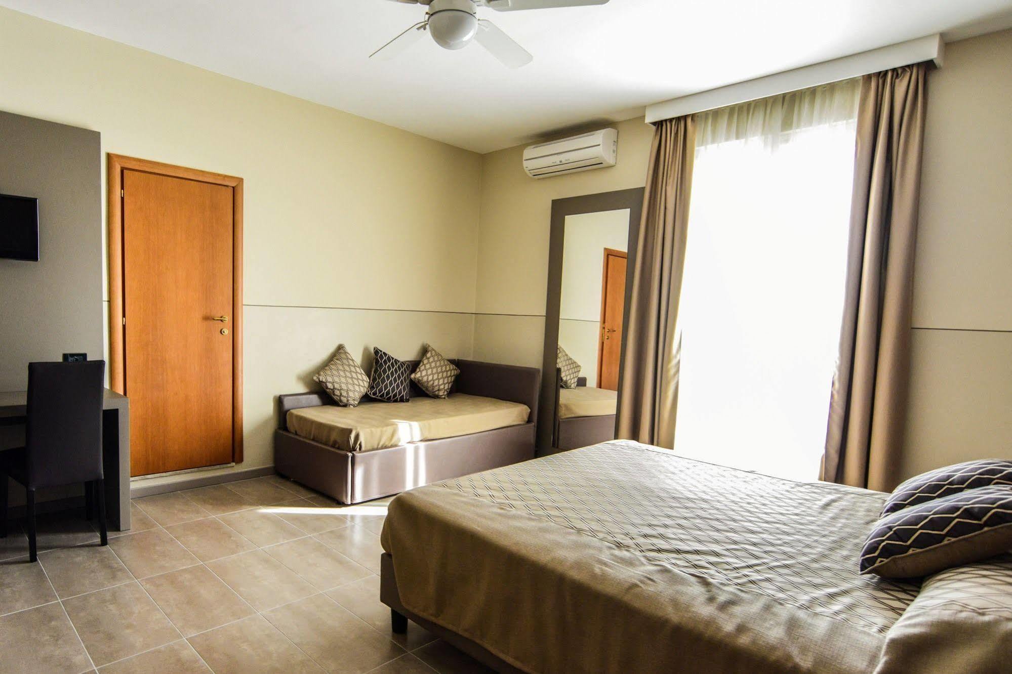 Hotel Sorriso Toscolano Maderno Εξωτερικό φωτογραφία