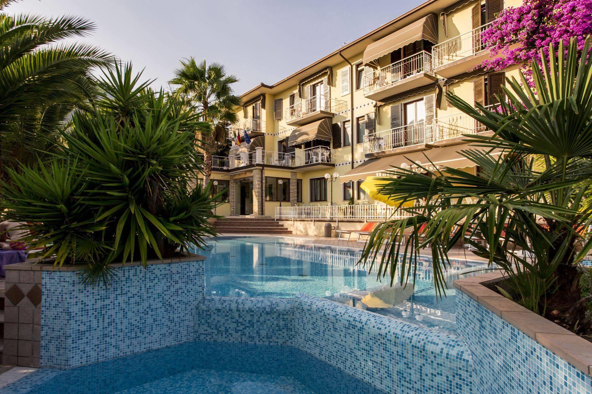 Hotel Sorriso Toscolano Maderno Εξωτερικό φωτογραφία